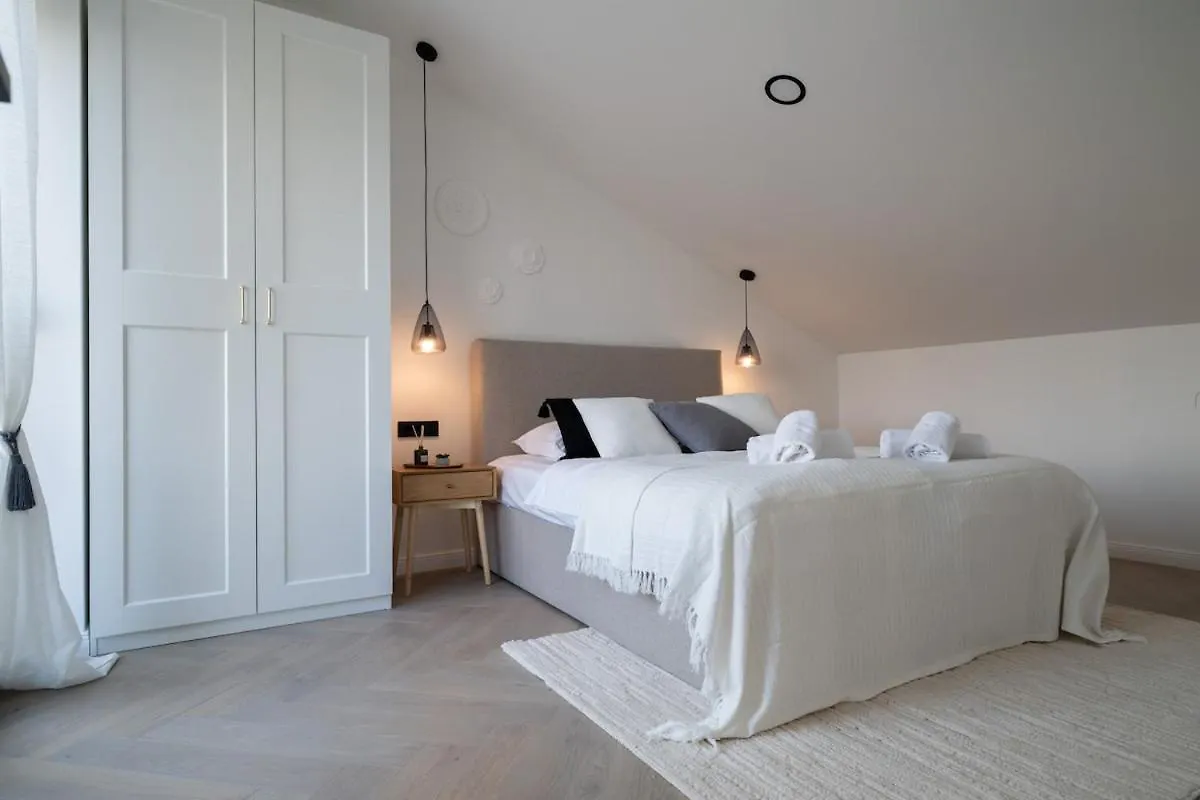 Luxury Rooftop Jacuzzi Duplex Apartment Zadar