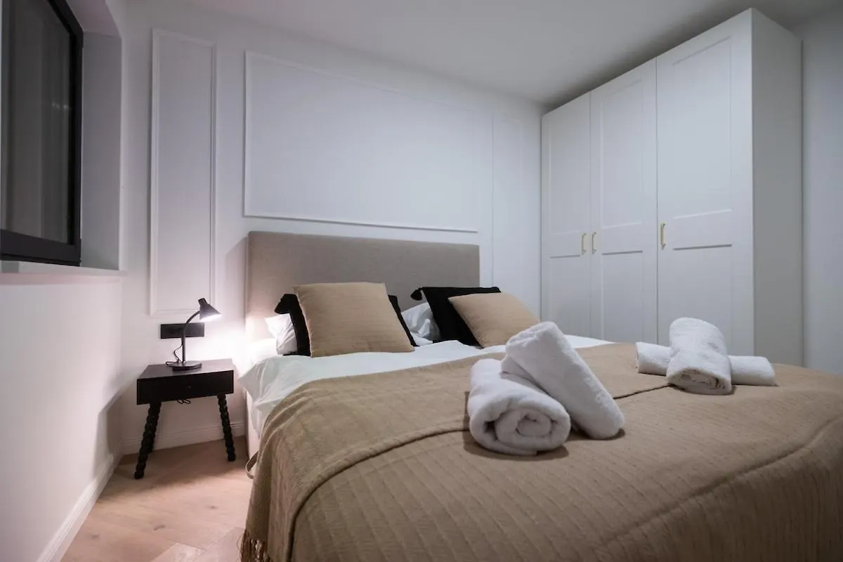Luxury Rooftop Jacuzzi Duplex Apartment Zadar